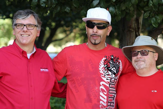 L’homme et le travail en groupe : pourquoi est-ce difficile pour certains ?