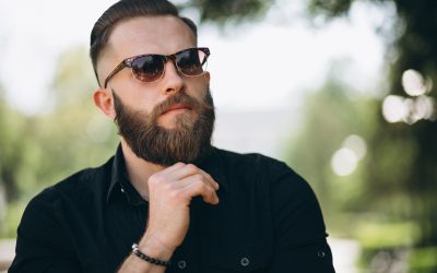 Comment faire pousser sa barbe plus vite ? La routine matinale indispensable