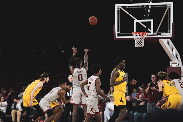 Maîtriser les techniques de tir au basket pour dynamiser votre attaque