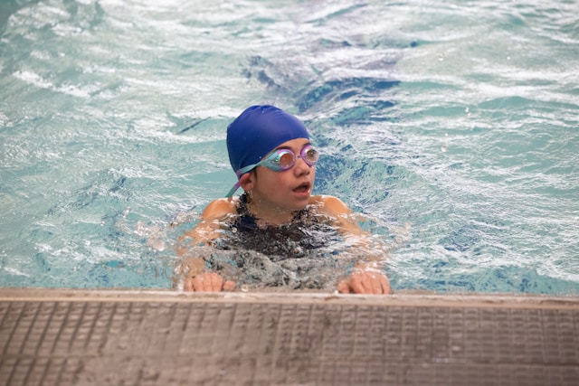 Lunettes de piscine pour enfants : alliez confort optimal et sécurité sous l’eau !