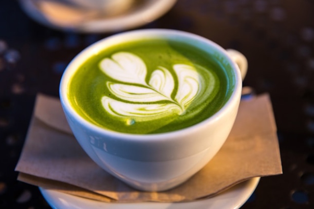 Sencha, gunpowder ou matcha : Quel thé vert choisir pour booster votre perte de poids ?