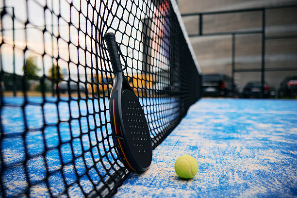 Entreprise construction terrain de padel : assure-t-elle l&rsquo;entretien après la livraison ?